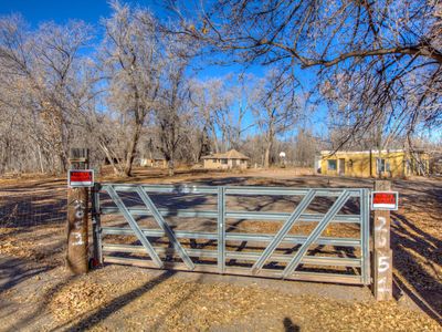 2051 Durand Rd SW, Albuquerque, NM, 87105