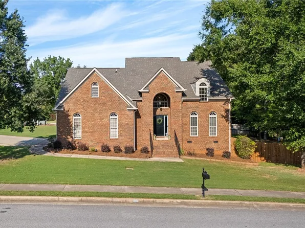 2034 Keystone Dr, Auburn, AL 36830