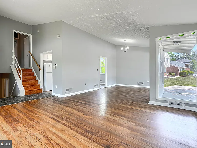 6901 Chippewa Dr — Photo 17