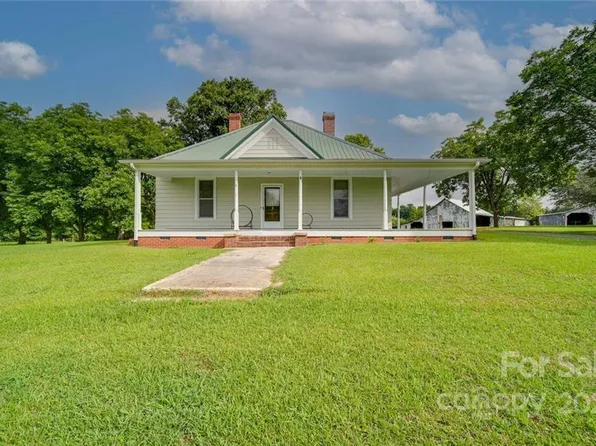 2416 State Highway 109 S, Wadesboro, NC 28170