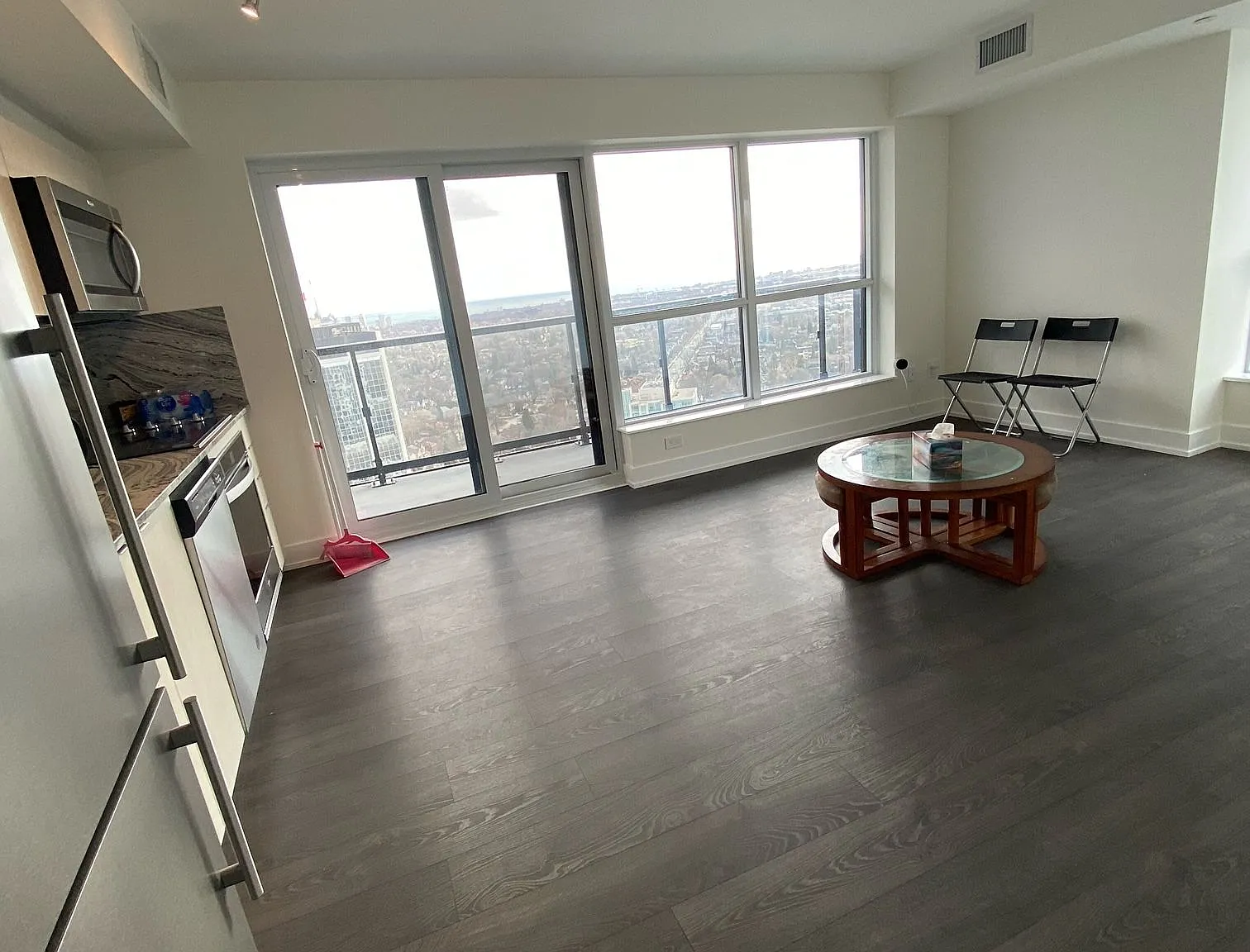 2 bed, $3,000 — Photo 4