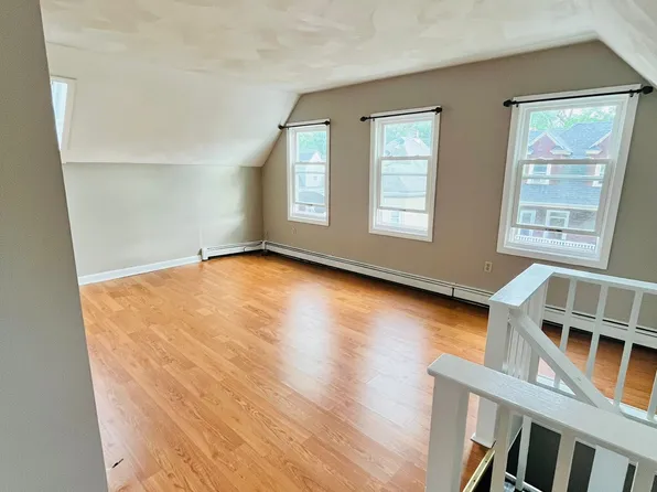 (undisclosed Address), Dorchester, MA 02121