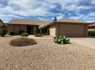 9833 W Menadota Dr, Peoria, AZ 85382