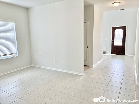 3rd image of 100 Biscayne Dr