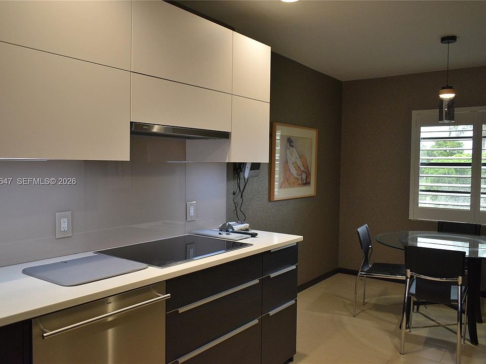 1st image of 71 Eastgate Dr APT D