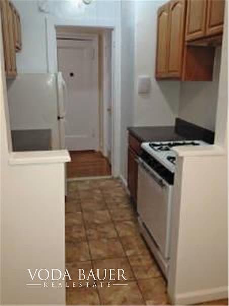 1st image of 260 Seaman Ave APT A3