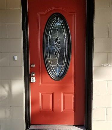 2nd image of 1634 Smithfield Cir E