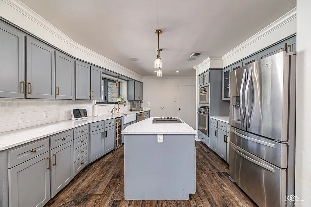 3 bed, 2.5 bath, 2968 sqft, $3,100 — Photo 4