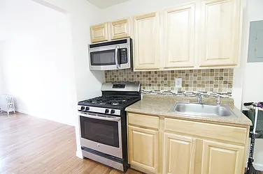 Rented by Best Apartments North Inc