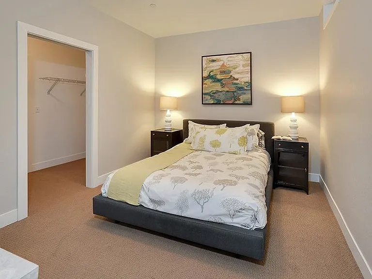 Boulder View Apartments — Photo 7