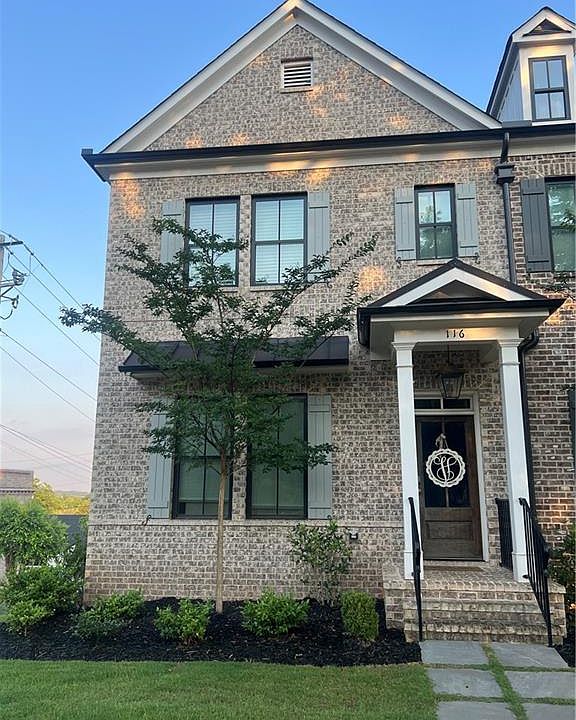 1st image of 116 W Main St