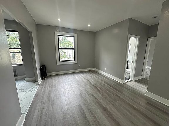 2nd image of 741 Lexington Ave #16