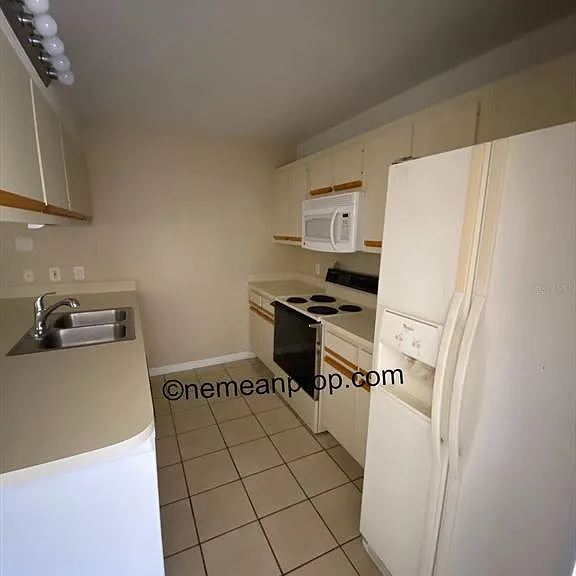 2949 Poplar Ave — Photo 6