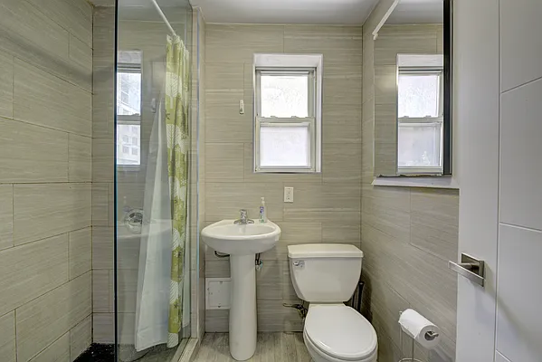 Rented by Oxford Property Group | media 51