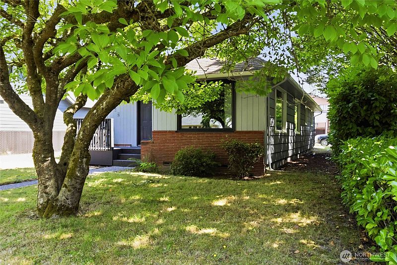 3rd image of 502 17th Avenue