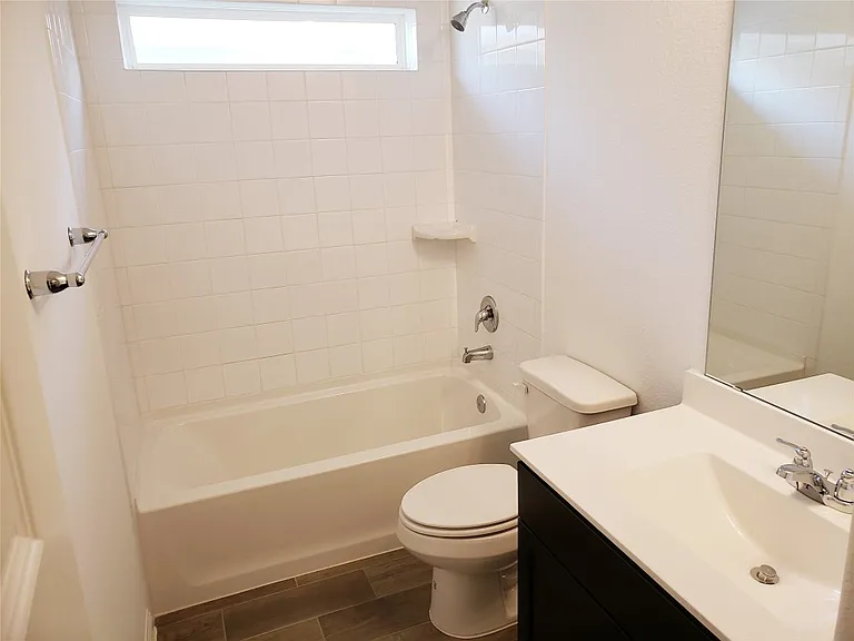 2629 Bantry Rd — Photo 34