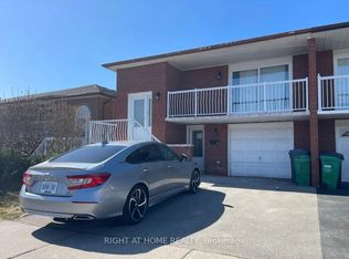 16 Prouse Dr, Brampton, ON L6V 3A8
