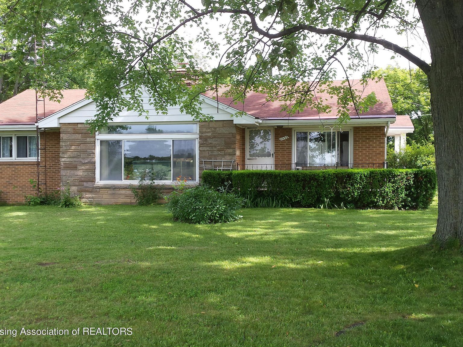 11925-e-corunna-rd-lennon-mi-48449-zillow
