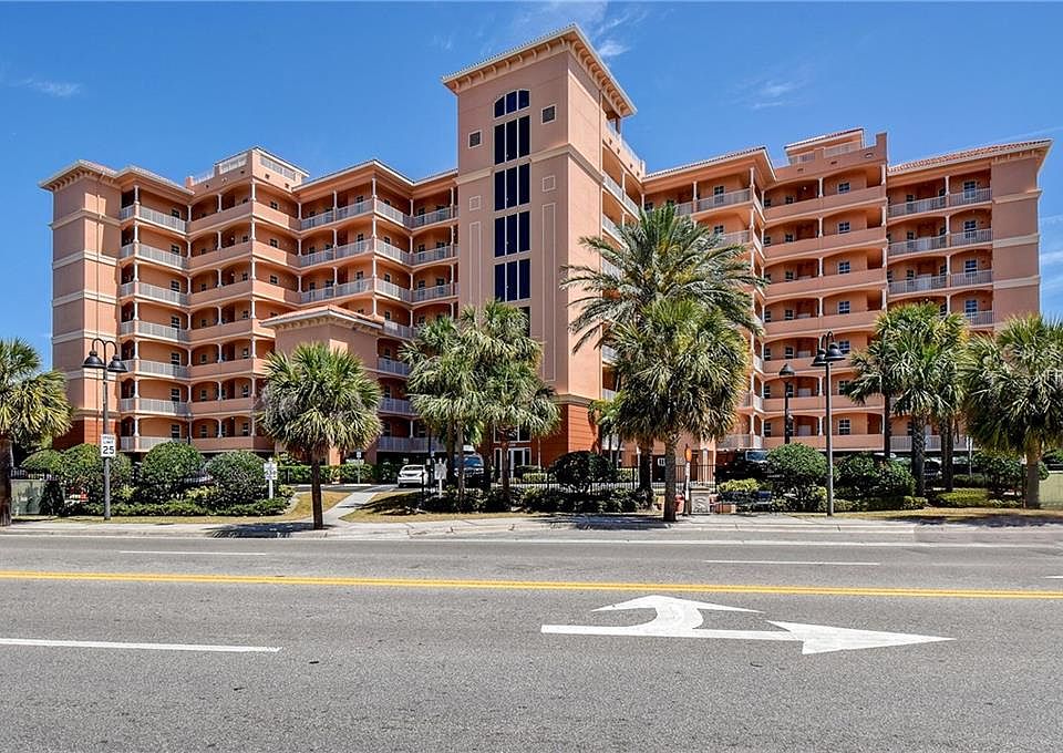 1st image of 530 S Gulfview Blvd APT 402