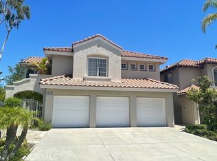 26562 White Oaks Dr, Laguna Hills, CA 92653