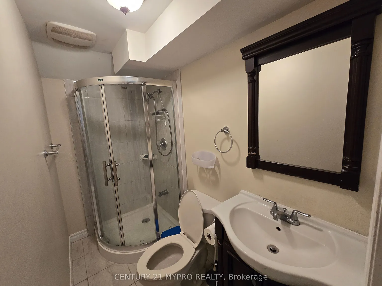 2 bed, $1,350 — Photo 4