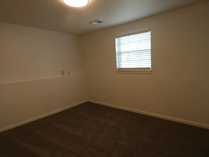 5901 Creek View Dr — Photo 17