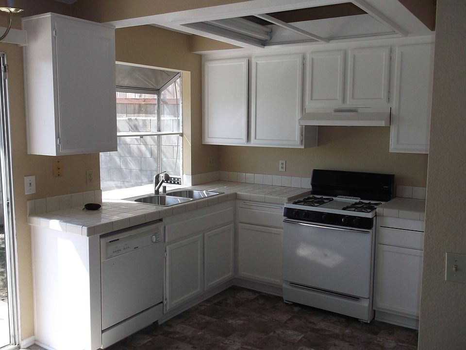 1st image of 1402 Westwood Pl