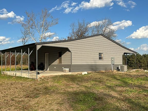 5th image of Falcon Ln