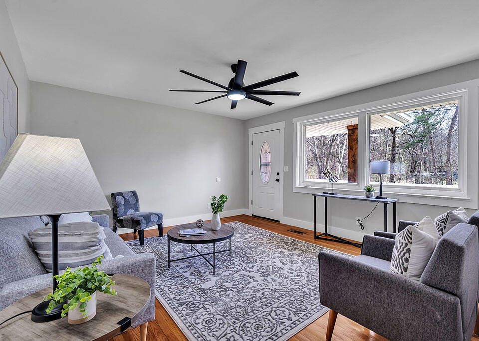 1st image of 7803 Middle Valley Rd