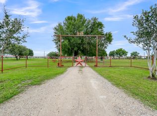 33633 Mayer Rd, Waller, TX 77484
