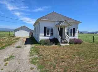 2307 Waddington Rd, Ferndale, CA 95536