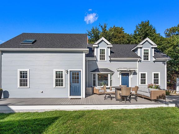 3rd image of 3 Broads Ave