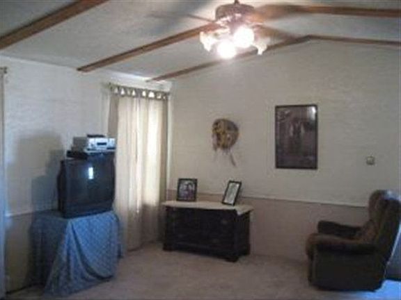 3rd image of 233 County Road 4187