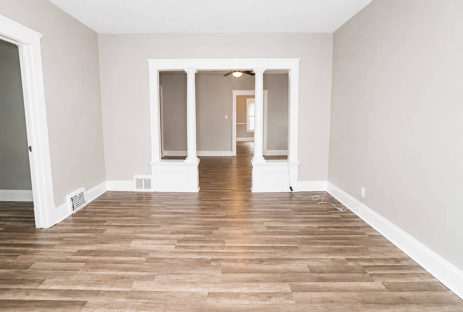 3 bed, 1008 sqft, $1,350 — Photo 3