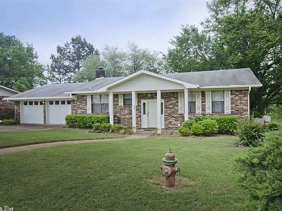 2nd image of 207 San Mateo Dr