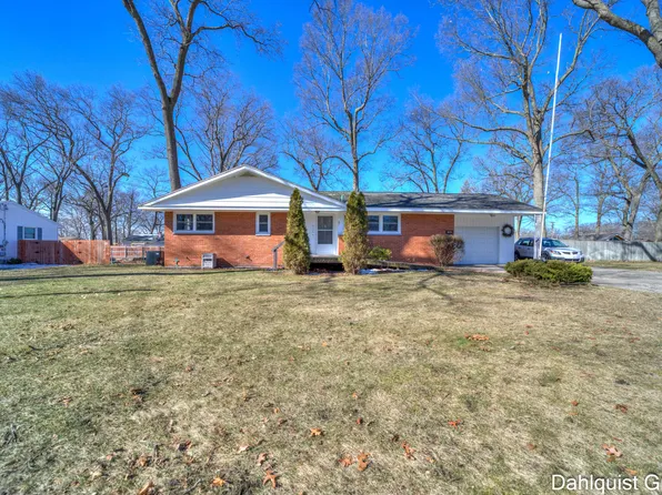 1365 Sumac St, Muskegon, MI 49445