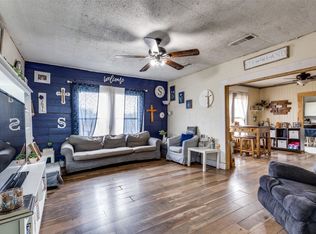 204 E Main St, Rio Vista, TX 76093