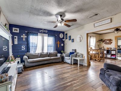 204 E Main St, Rio Vista, TX, 76093