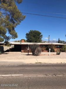 5255 E 5th St, Tucson, AZ, 85711
