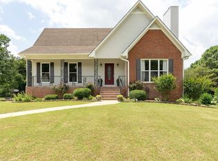 6418 N Hills Cir, Gardendale, AL 35071