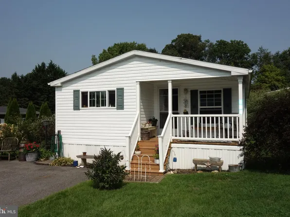 104 Circle Dr, Nottingham, PA 19362