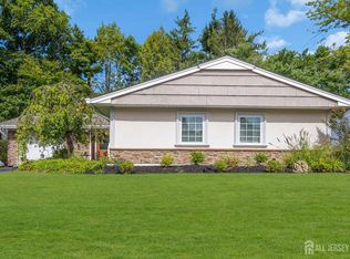 23 Carol Ln, Aberdeen, NJ 07747