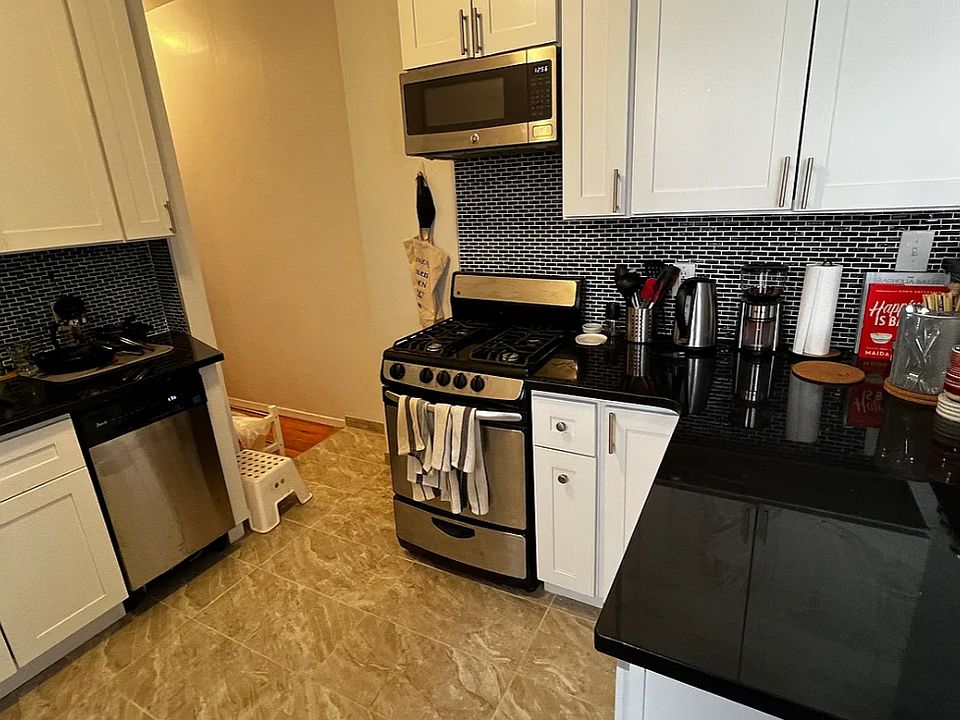 1st image of 226 E 83rd St APT 24
