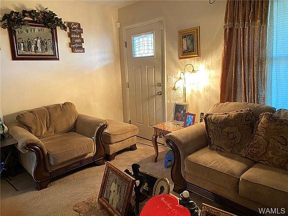 2nd image of 3527 35th St