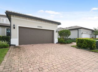 9177 Passiflora Cir, Boca Raton, FL 33428