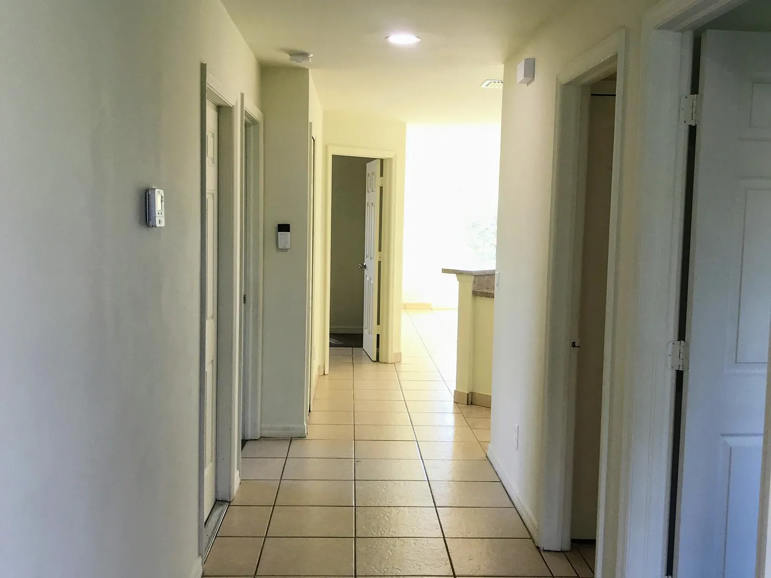 3 bed, 1150 sqft, $1,700 — Photo 2
