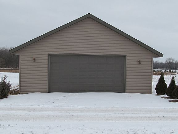 Detached Garage