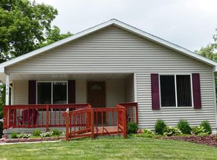 1548 E 36th St, Des Moines, IA 50317