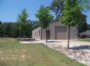 21881 Barron Rd, Chandler, TX 75758