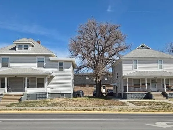 417 W 8th St, Hays, KS 67601